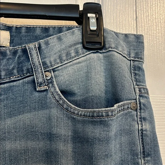 Men’s Calvin Klein Straight Leg Jeans - Picture 5 of 10